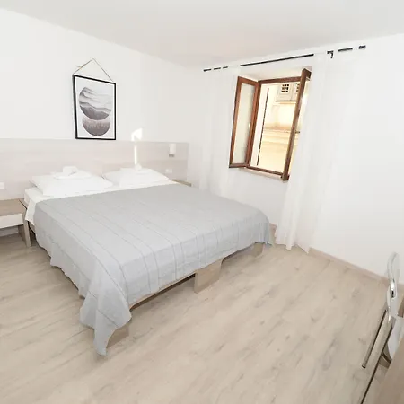 Oda ve Kahvaltı Borgo Motovun