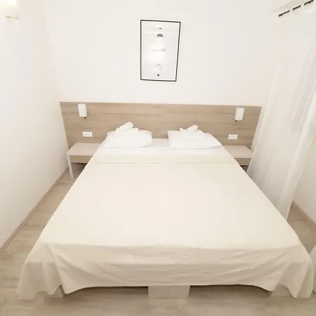 Oda ve Kahvaltı Borgo 3*
