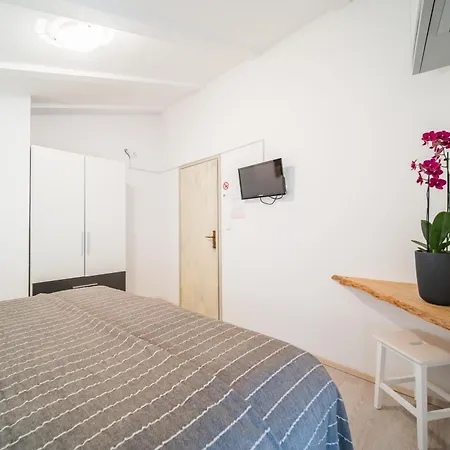 Nocleg ze śniadaniem Borgo 3*