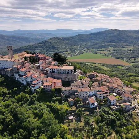 Borgo